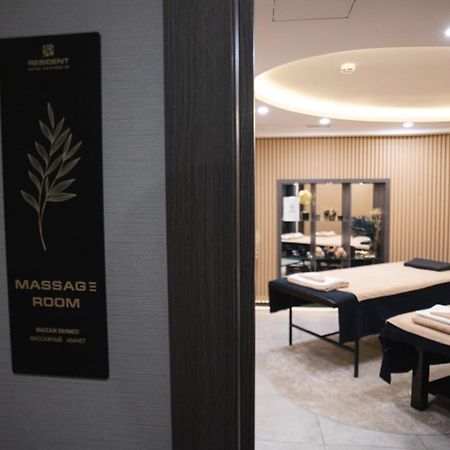 Resident Hotel Kazybek Bi الماتي المظهر الخارجي الصورة