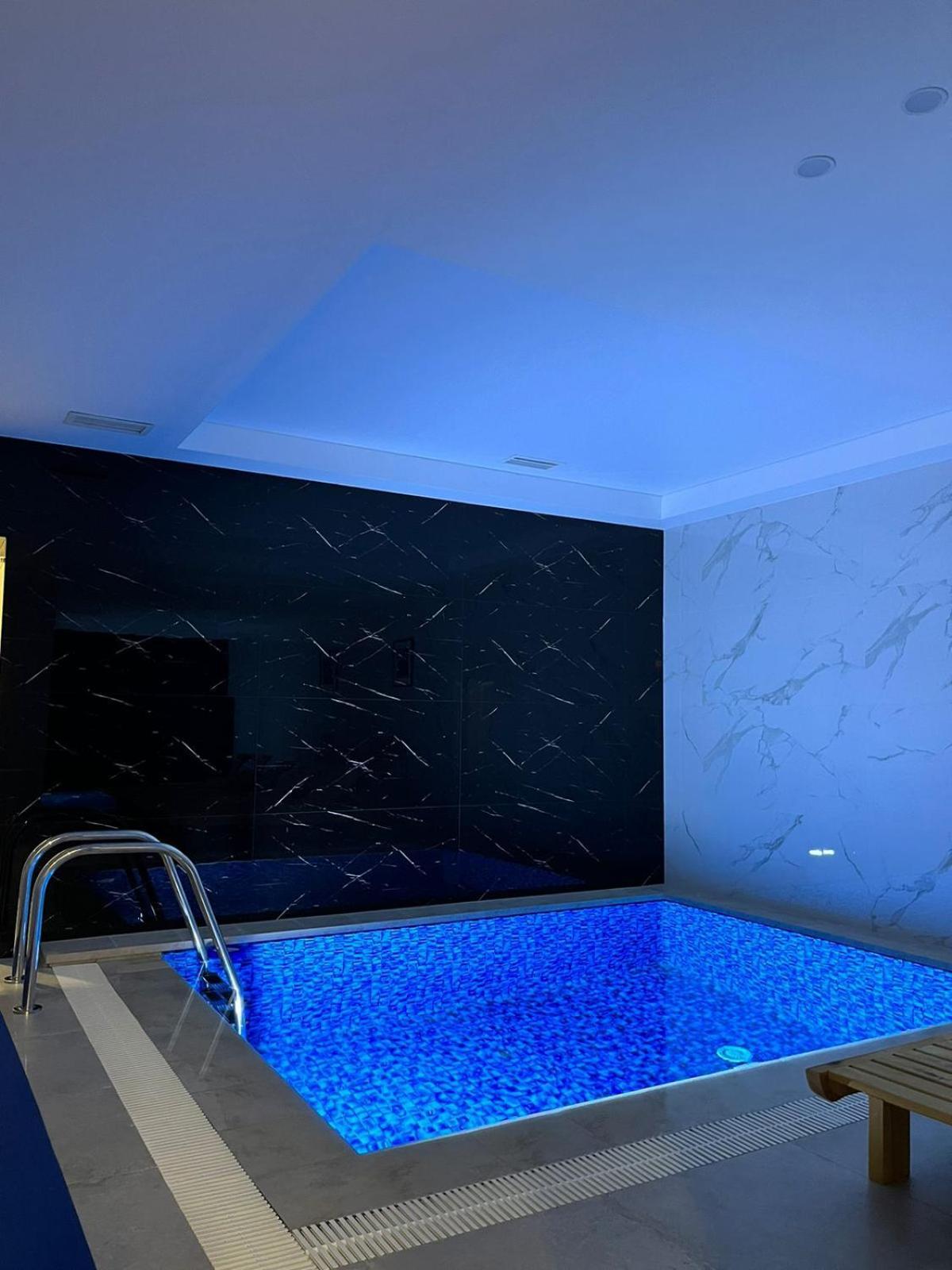 Resident Hotel Kazybek Bi الماتي المظهر الخارجي الصورة