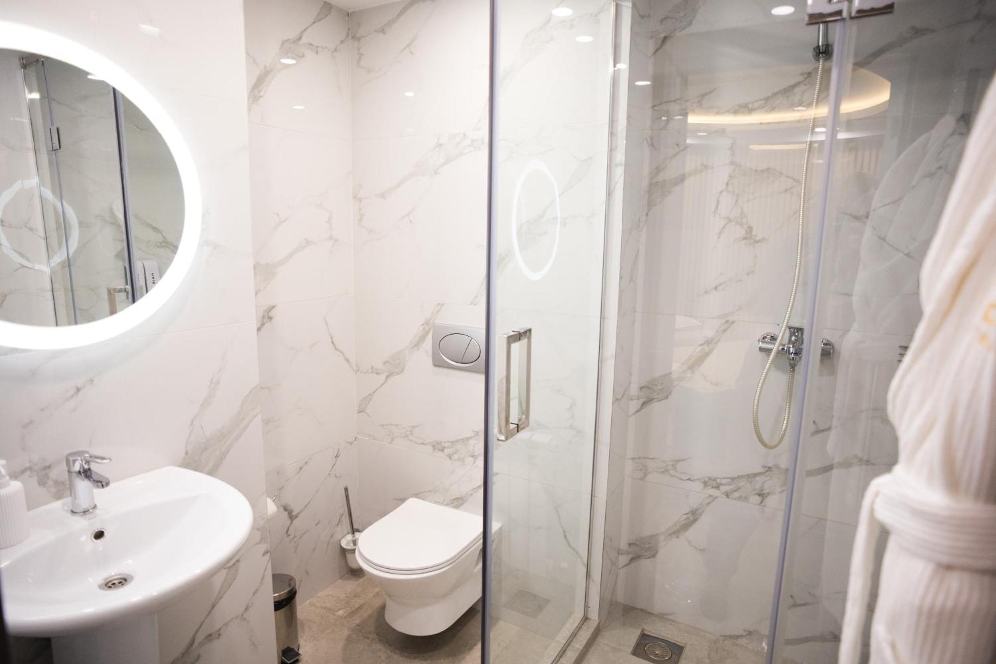 Resident Hotel Kazybek Bi الماتي المظهر الخارجي الصورة